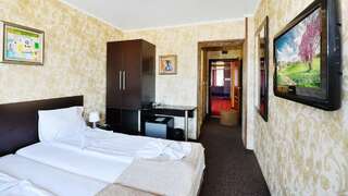 Отель Spa Hotel Select - Halfboard Велинград Стандартный двухместный номер с 1 кроватью-1